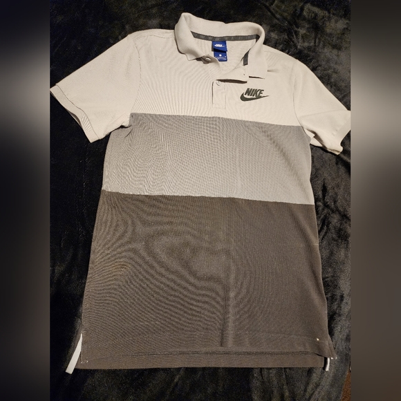 Nike polo - Picture 1 of 3